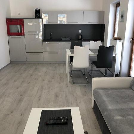 Apartmany Sofia กาเมนิเซนาดลิโป ภายนอก รูปภาพ